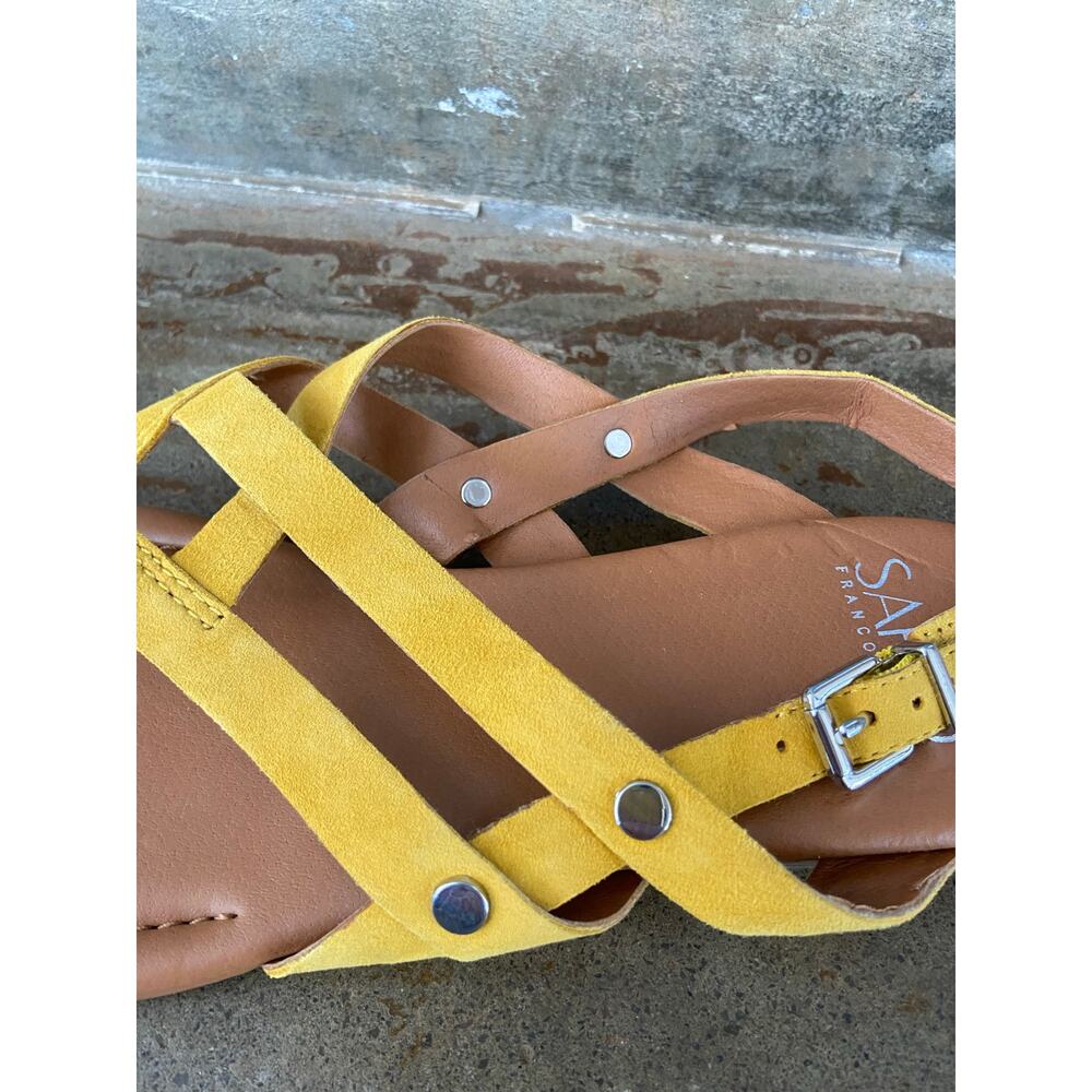 Franco Sarto golden yellow suede toe post sandal - Picture 7 of 11